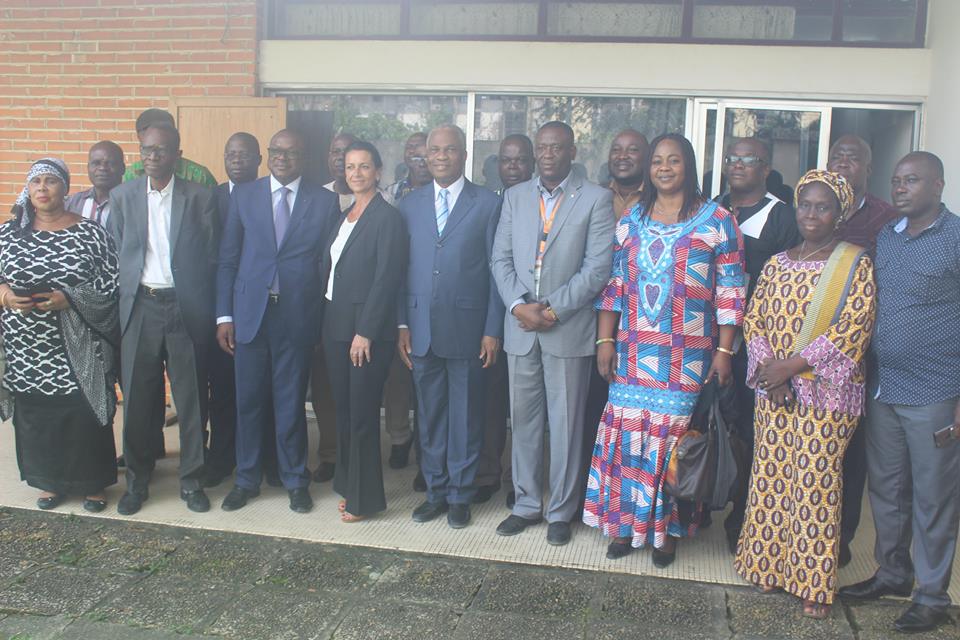 27/11/17  Redynamisation des Organisations professionnelles agricoles en Cte d'Ivoire  :  l'ANOPACI et ETTORE  FIERAMOSCA signent un accord cadre de coopration.